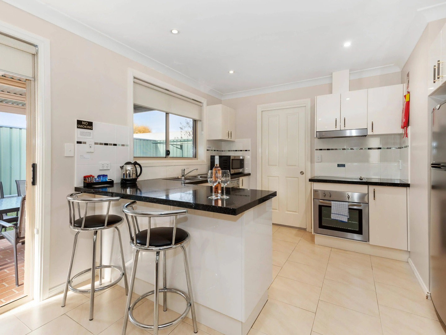 Colonial Court Villas