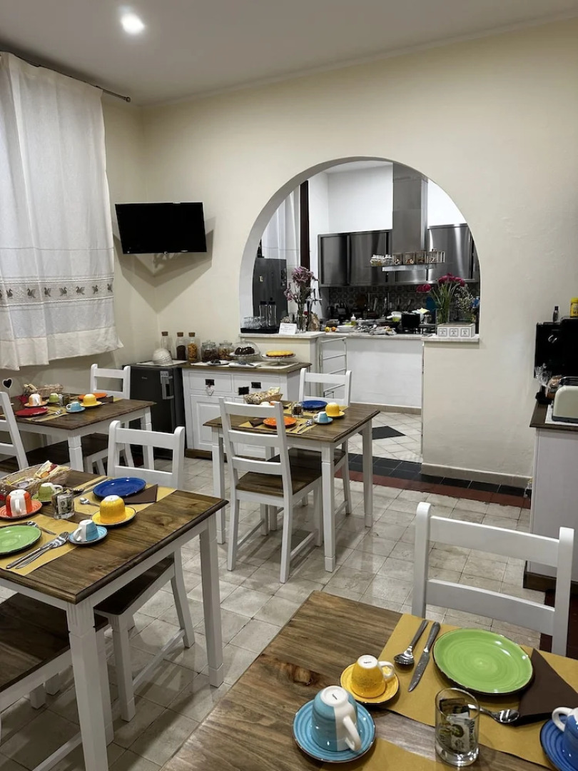 Domo Achenza Guesthouse