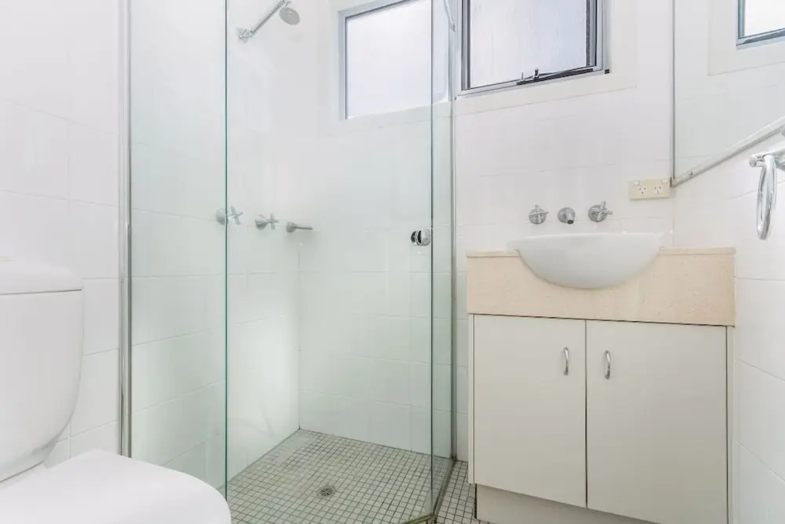 Angourie Blue Unit 2