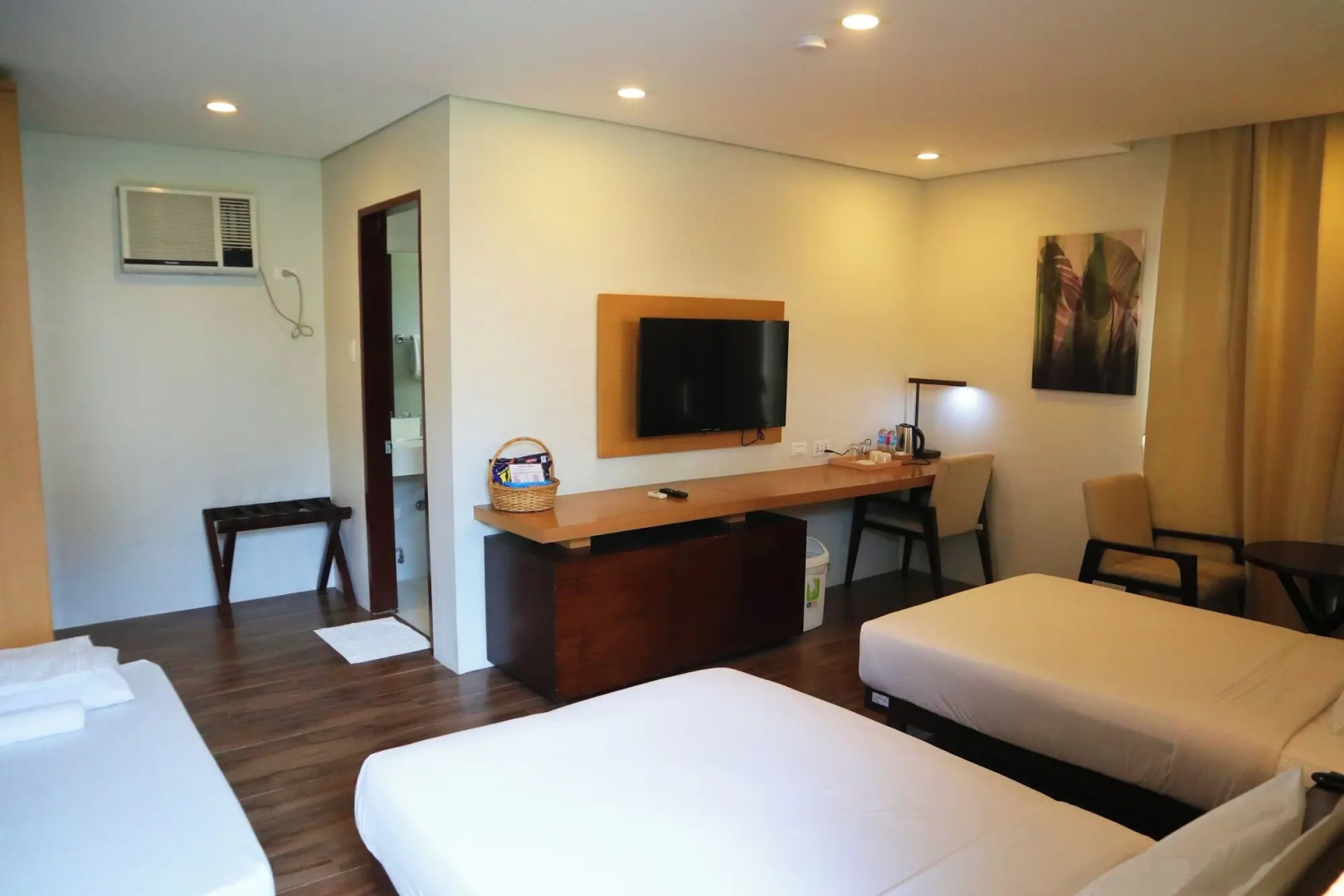 Dolores Tropicana Resort