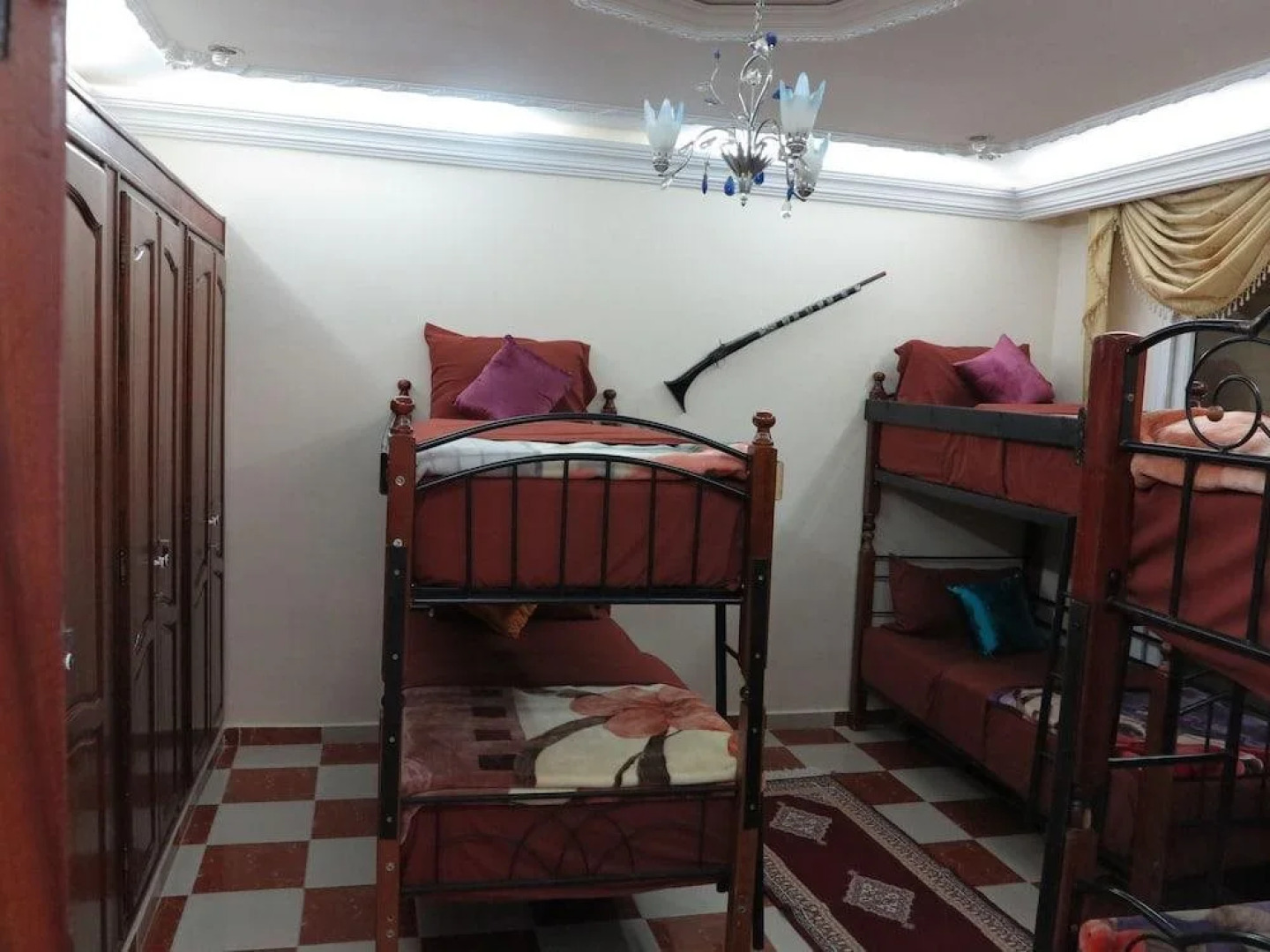 Global Surf House - Hostel/Backpacker