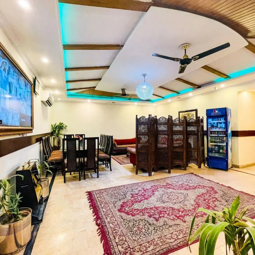 Rose Palace Hotel Gulberg