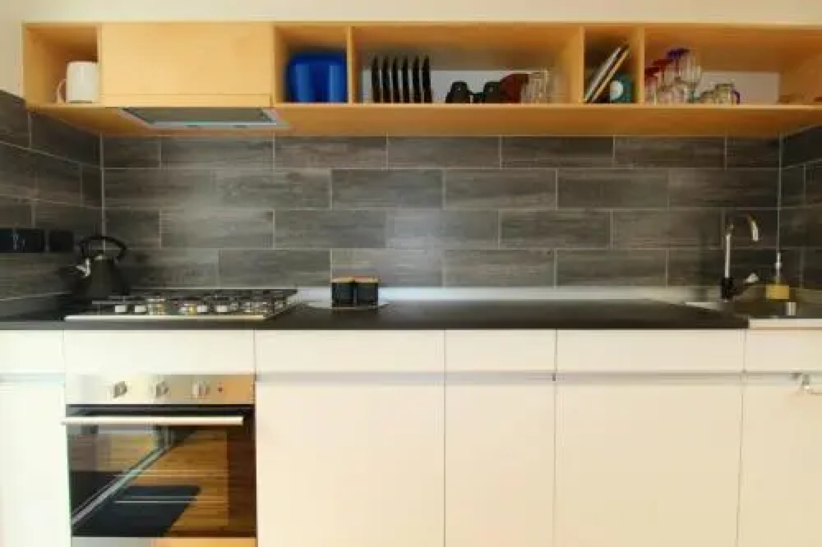 Pacific Terraces 1, 38 Pacific Street