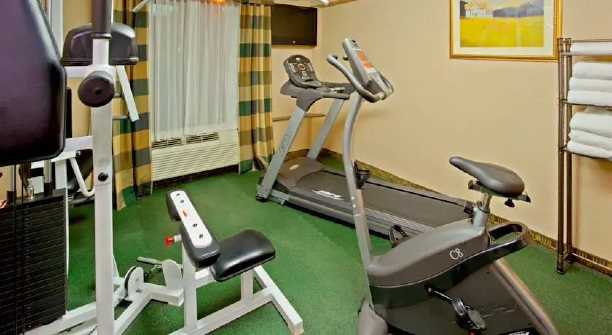 Holiday Inn Express North Bergen-Lincoln Tunnel