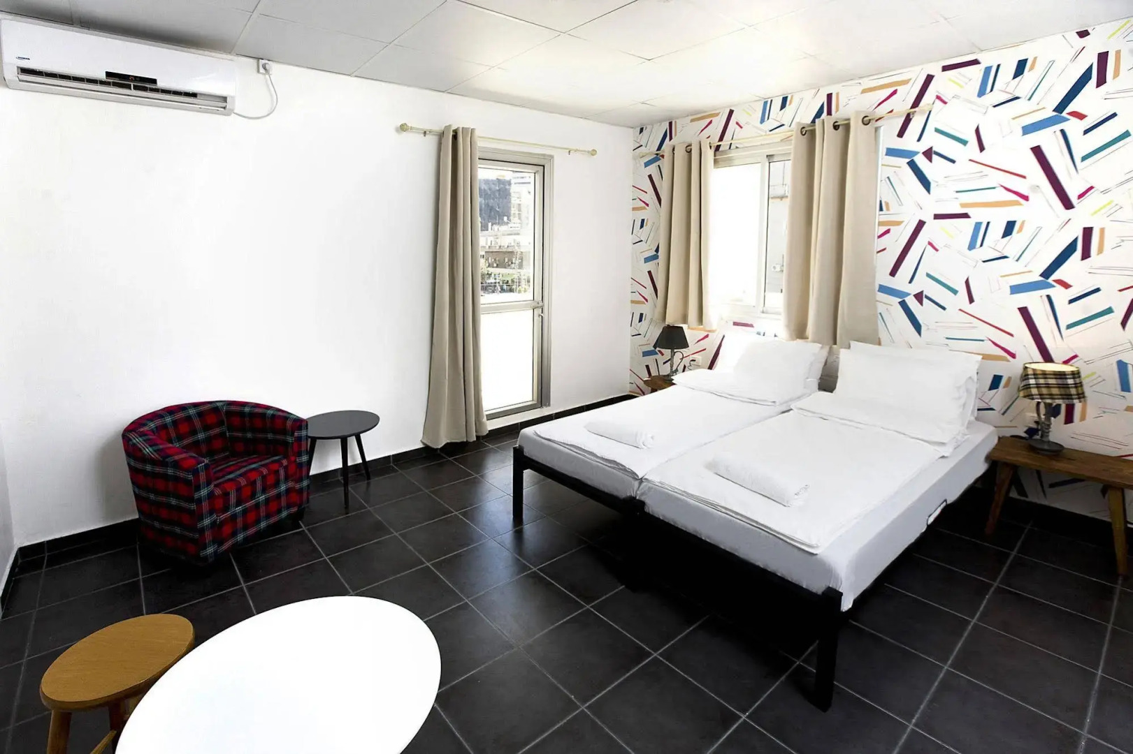 Little Tel-Aviv Hostel