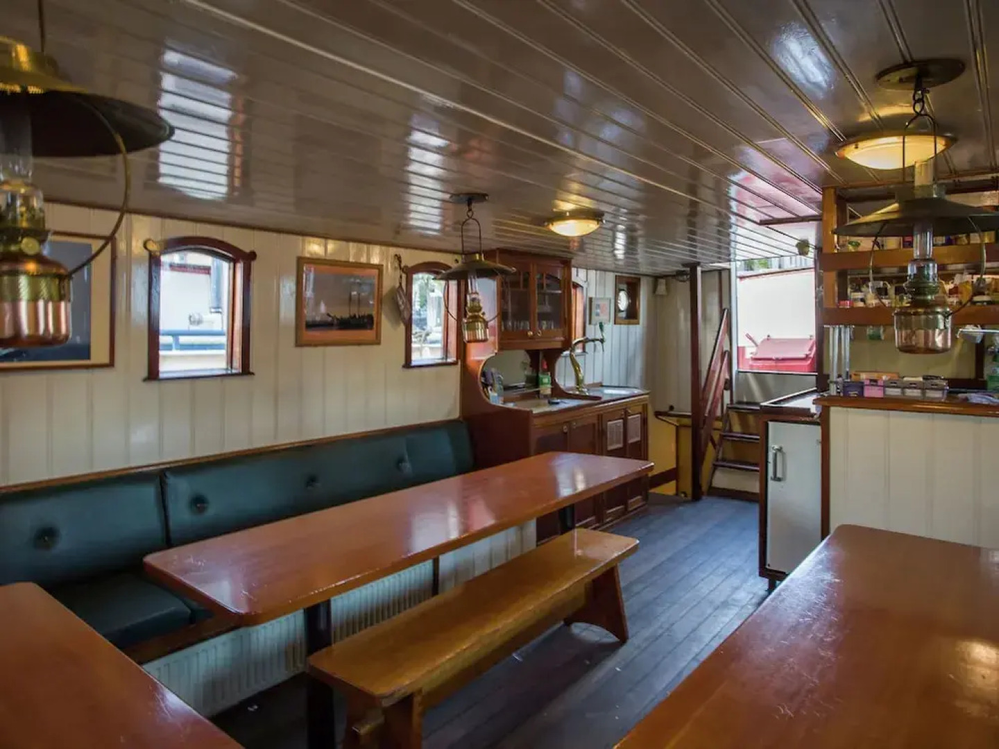 Marie Galante Holiday Boat