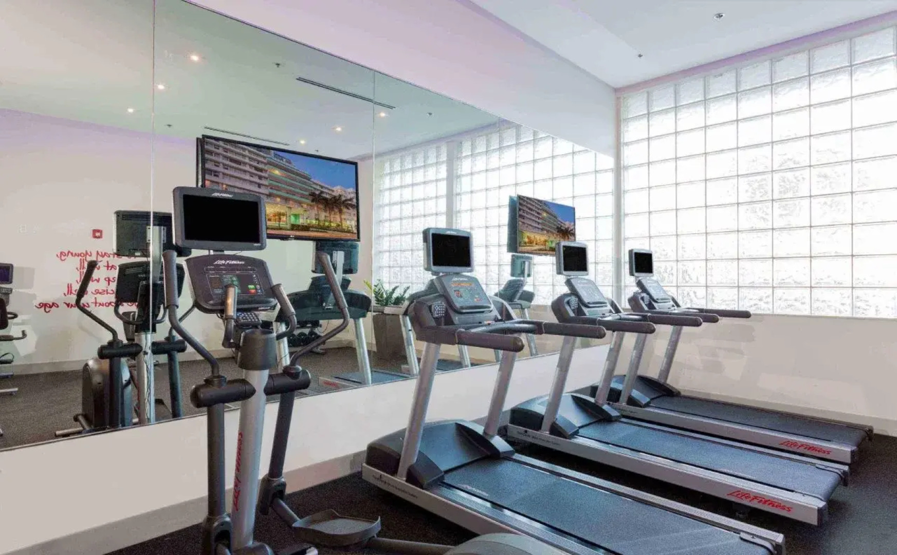 Seagull Hotel Miami Beach