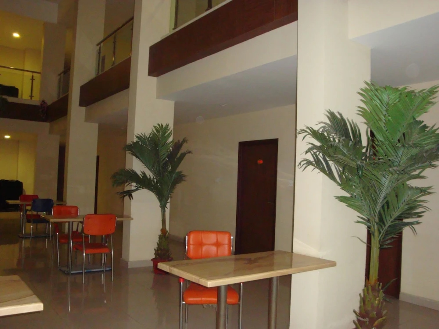 Sri Kaliswari Le Orchids