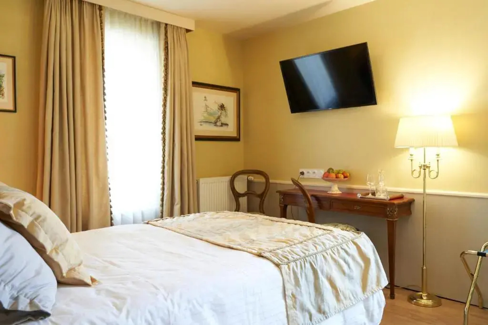 HOTEL Les Contes de Bruyeres