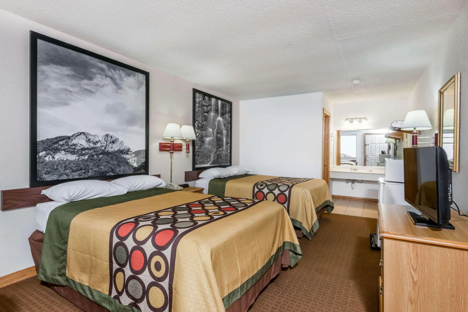 Super 8 by Wyndham Bridgeport/Clarksburg Area