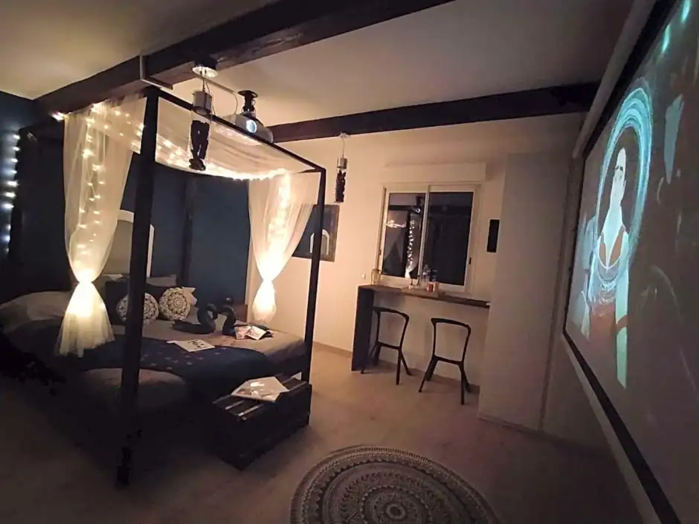 A l'Orée des pins - Gite indépendant avec baignoire balnéo et Home Cinéma en sup - Voir info de l'hôte