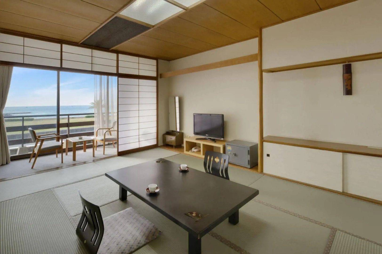 Tateyama Seaside Hotel