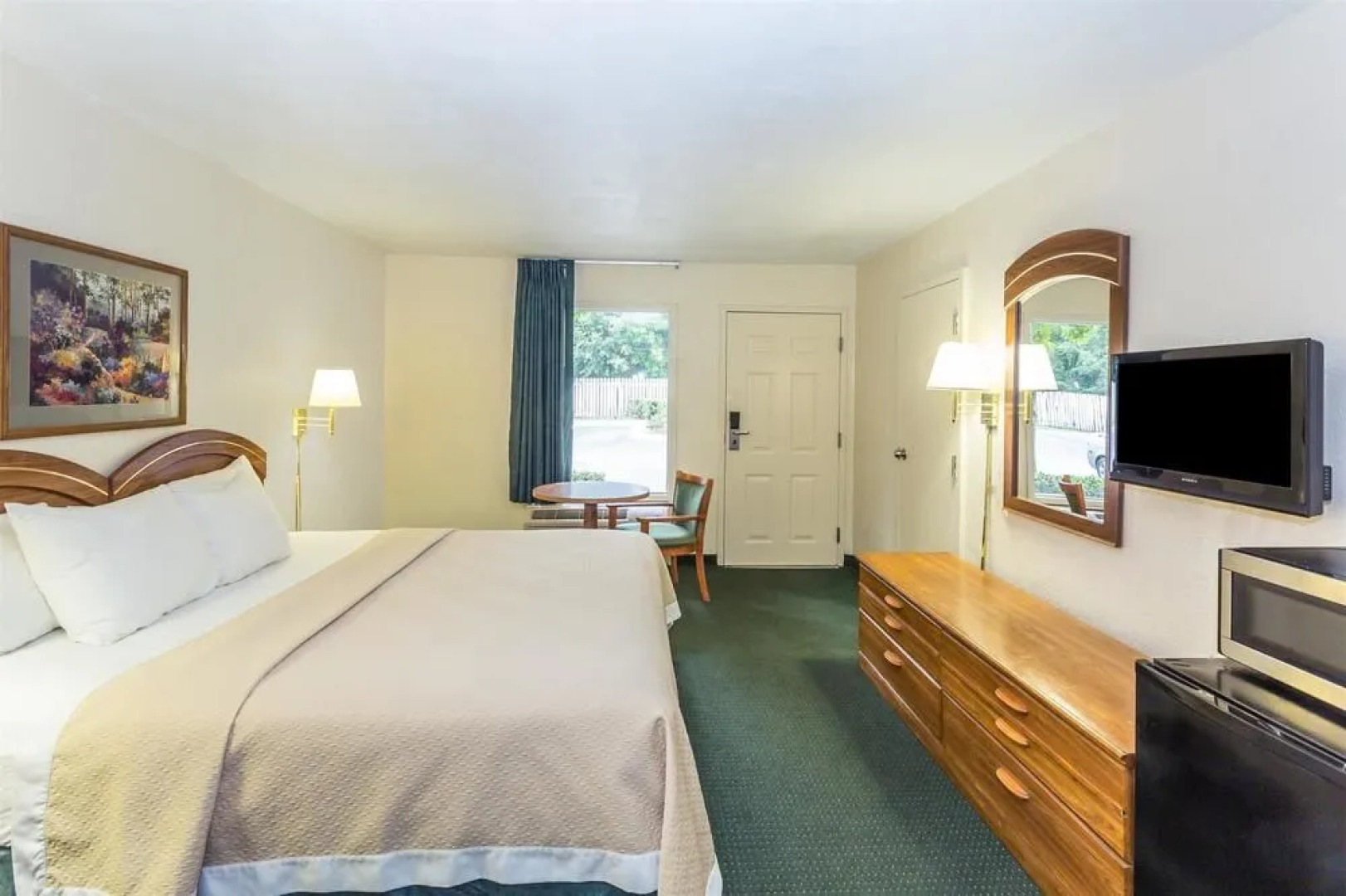 Days Inn by Wyndham Lake Park/Valdosta