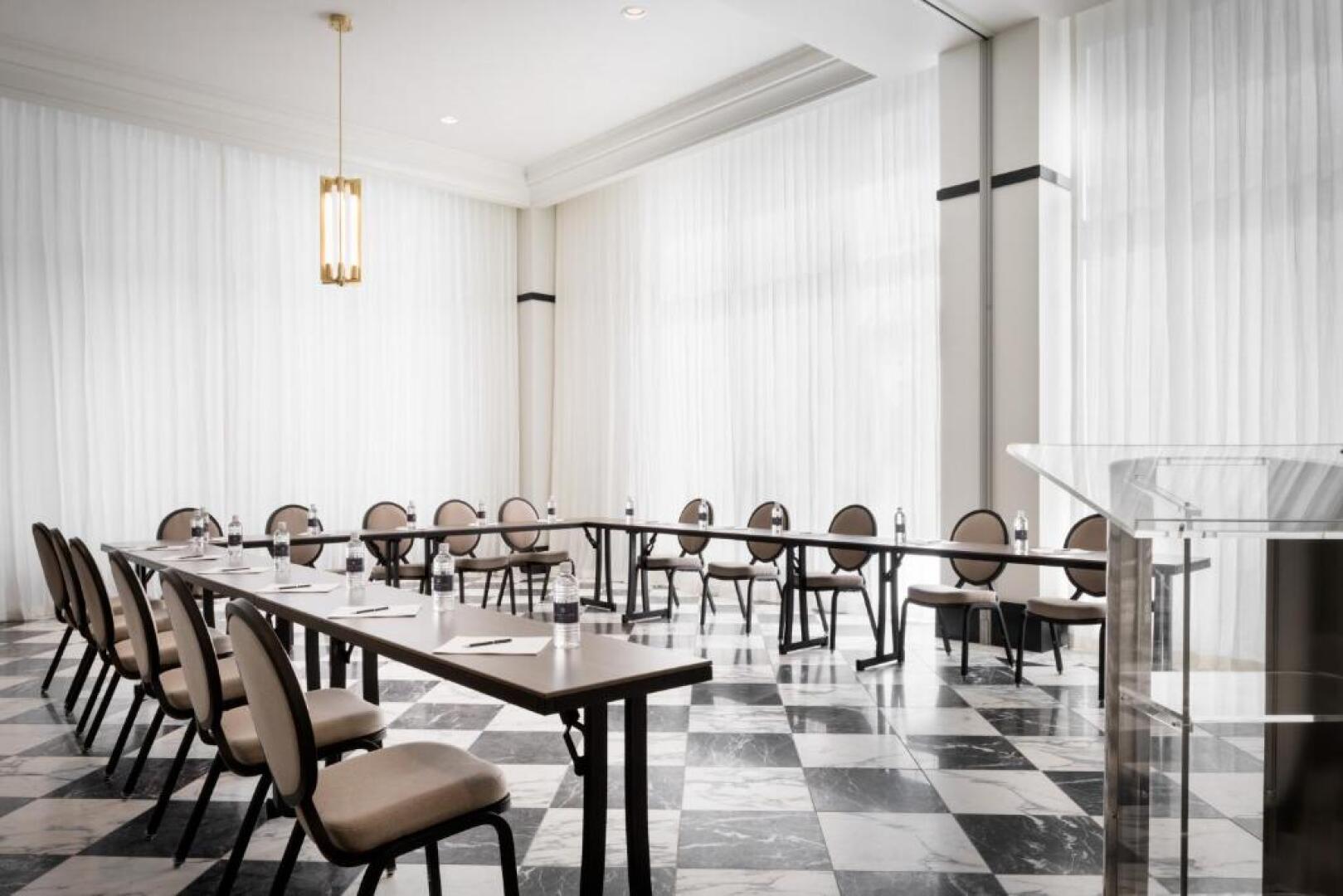 Perry Lane Hotel, A Luxury Collection Hotel, Savannah