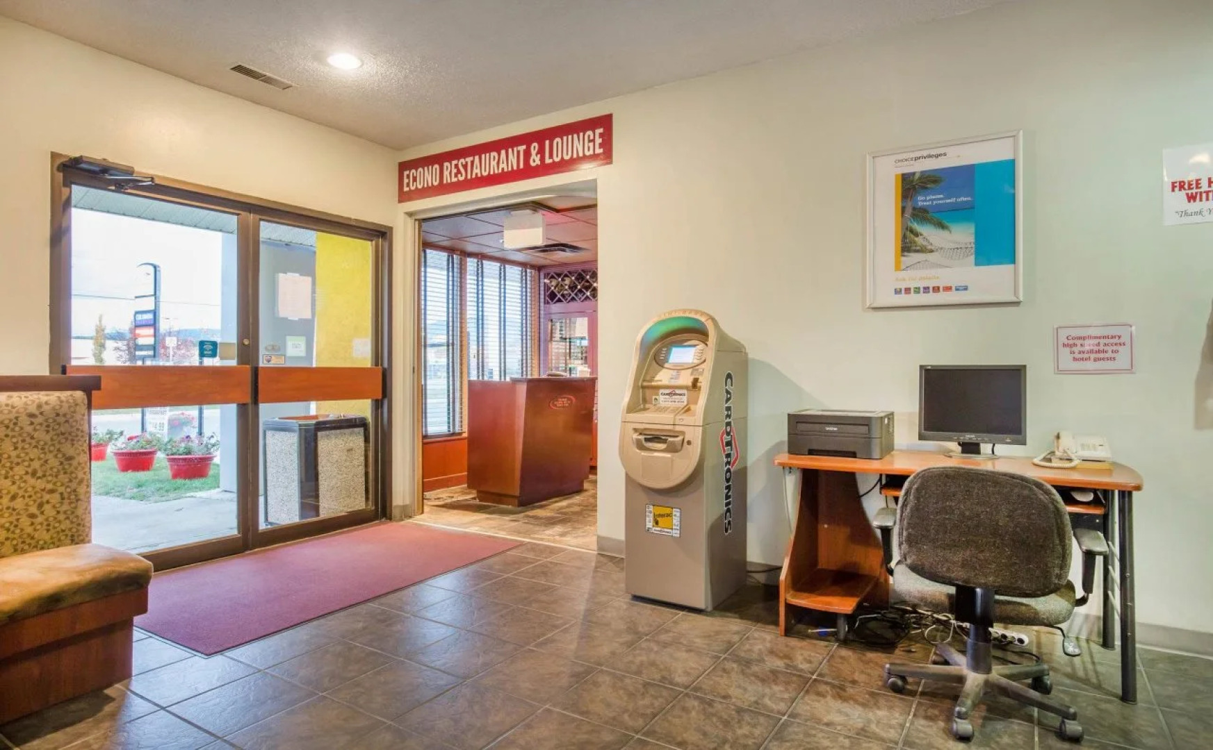 Econo Lodge Inn & Suites Cranbrook