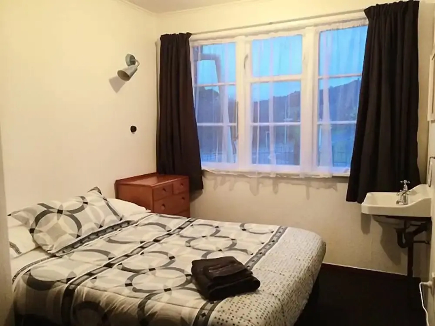 Wooden Heart Cafe and Benneydale Lodge