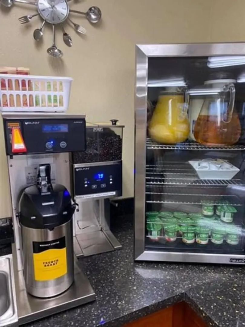 GuestHouse Inn & Suites Montesano