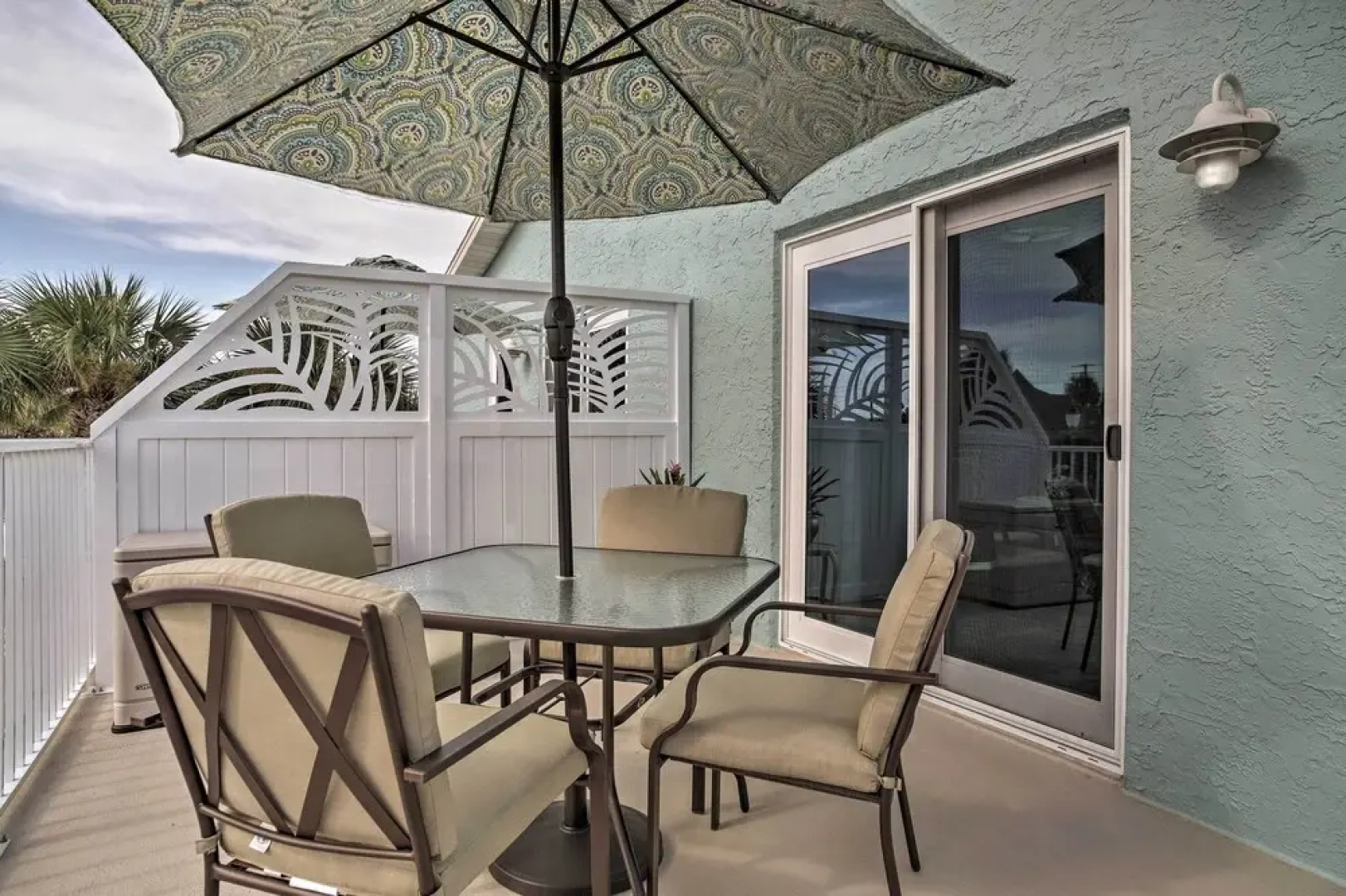 Downtown Cocoa Beach Retreat - Walk to the Beach!