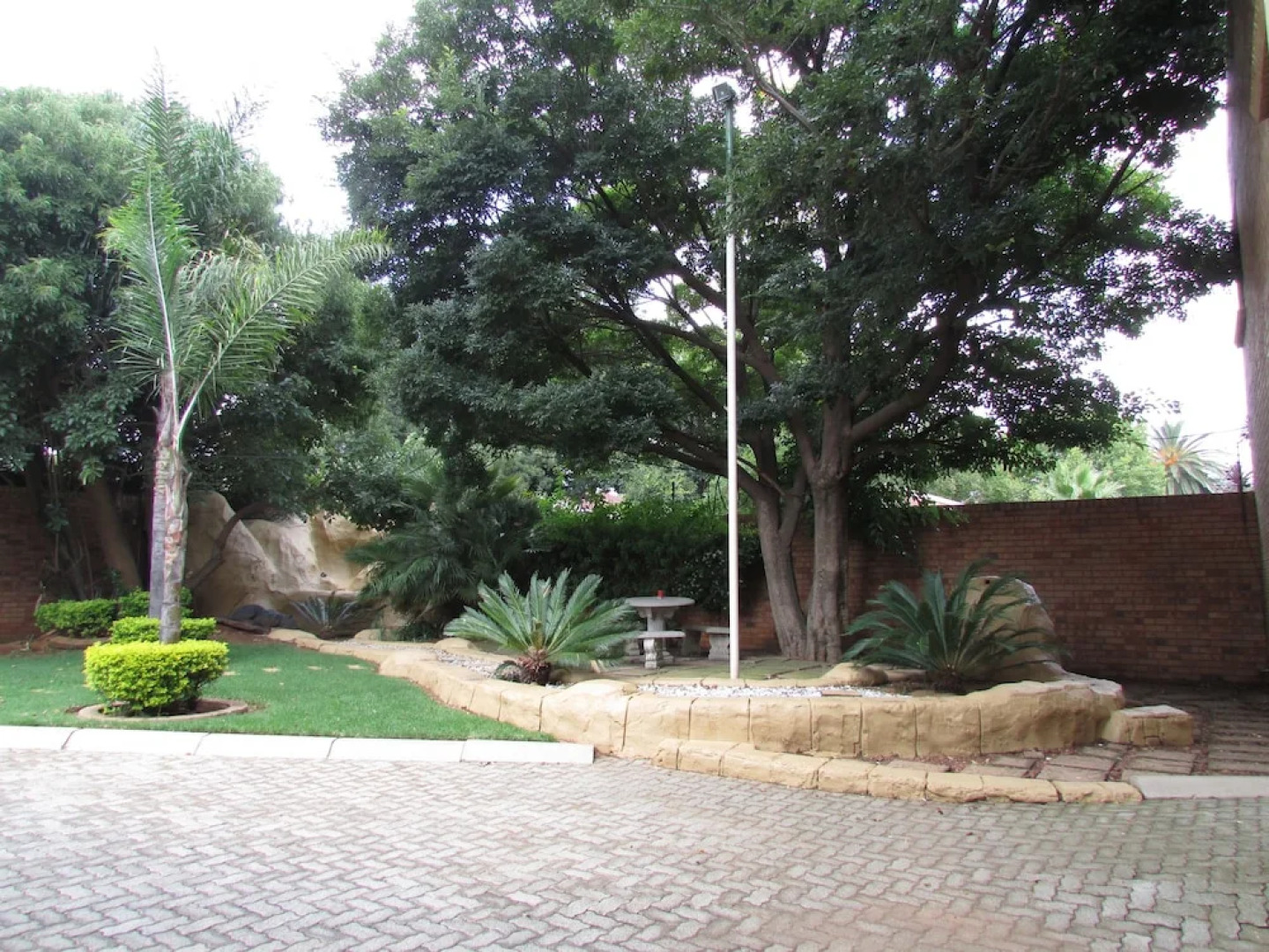 Europrime Boutique Hotel