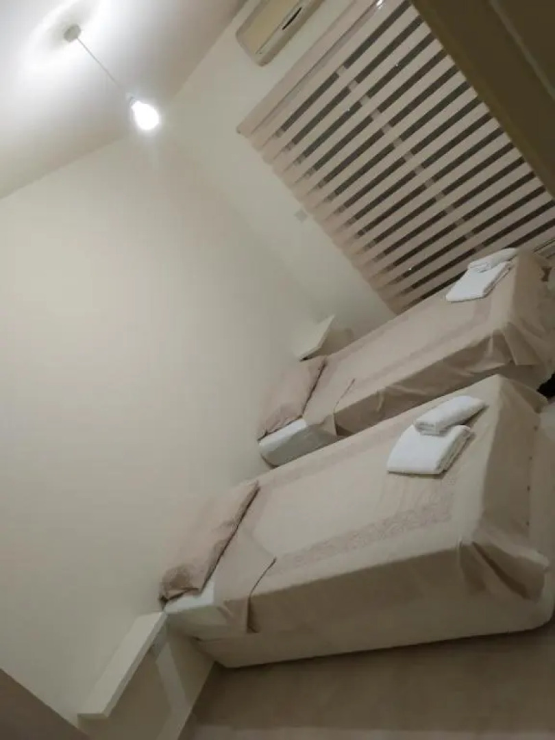 Impeccable 2 bed Penthouse