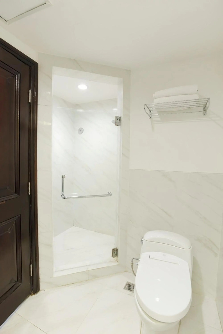 Lido Lake Resort By MNC Hotel