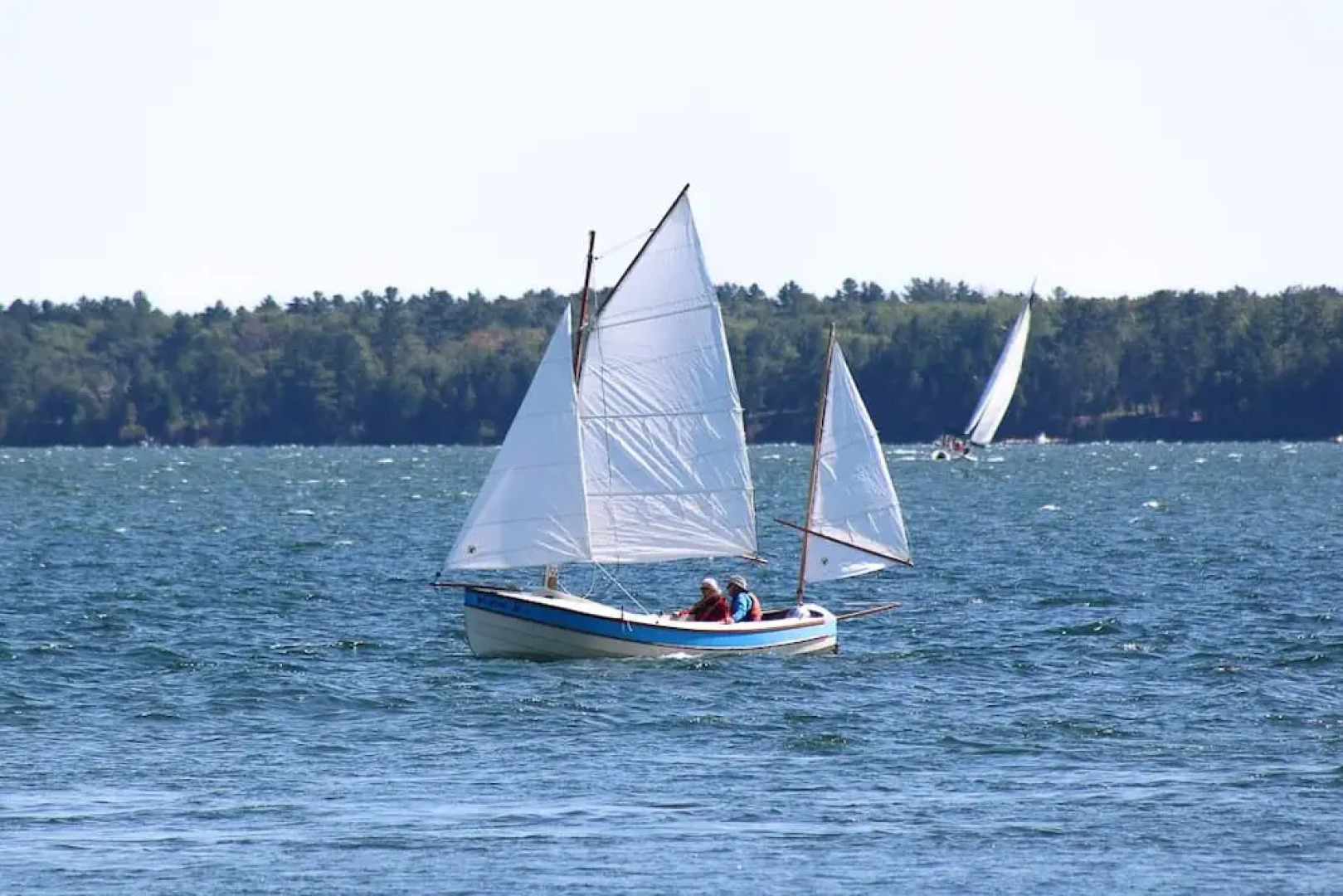 The Washburn Inn - On the Lake