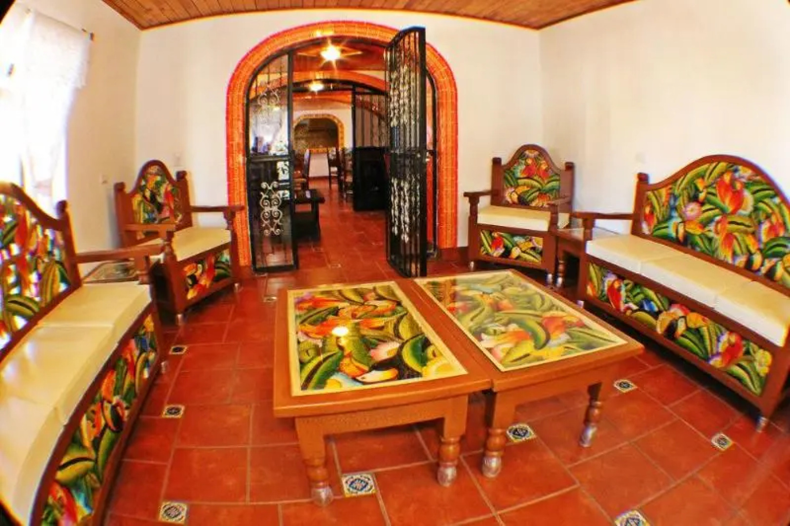 Plaza Mexicana Margarita's Hotel