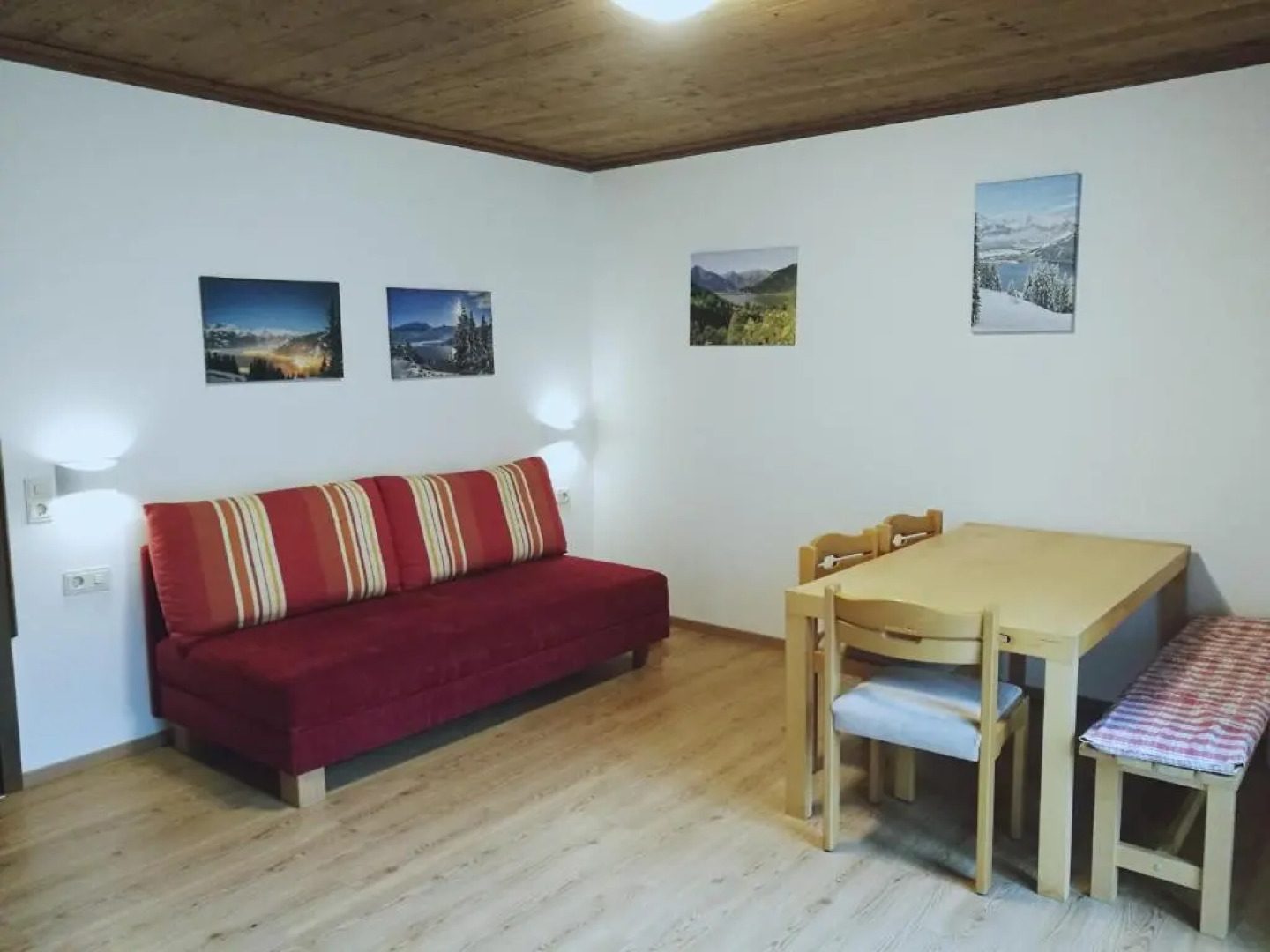 Gemutliche Wohnung 10 Minuten Vom See Entfernt