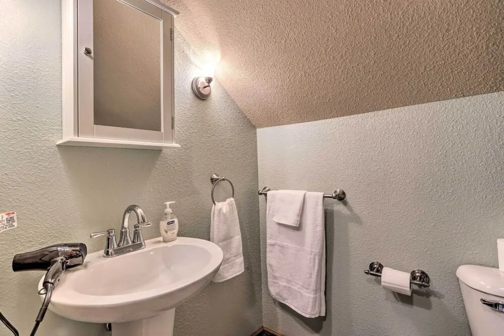 Lovely Black Hills Area Home: Covered Porch & Deck