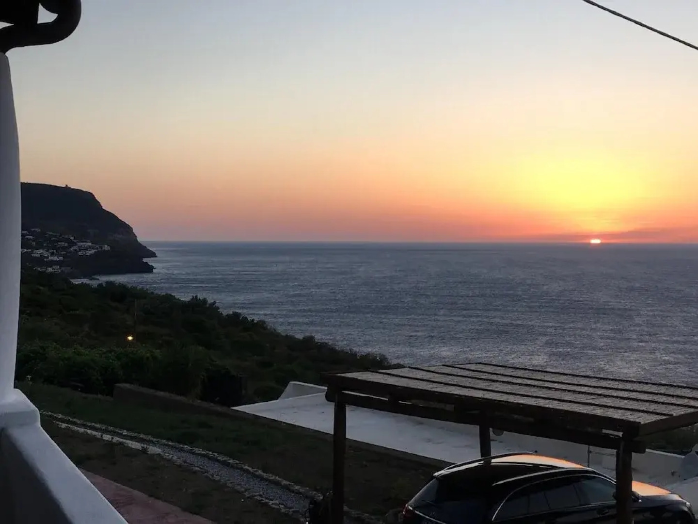 House With 2 Bedrooms in Malfa, With Wonderful sea View, Enclosed Garden and Wifi