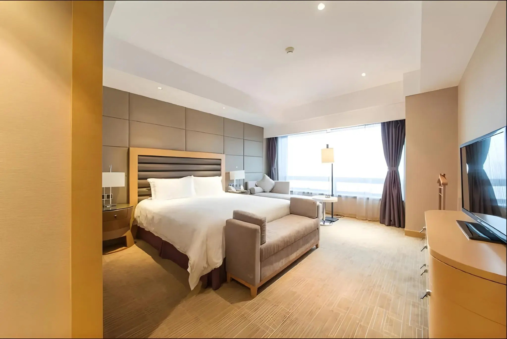 Отель Shanghai Hongqiao Airport Boyue Hotel – AirChina