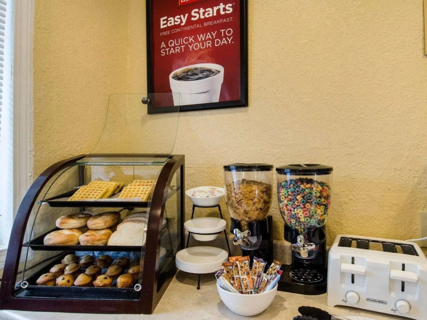 Econo Lodge by Choice - Cape Cod