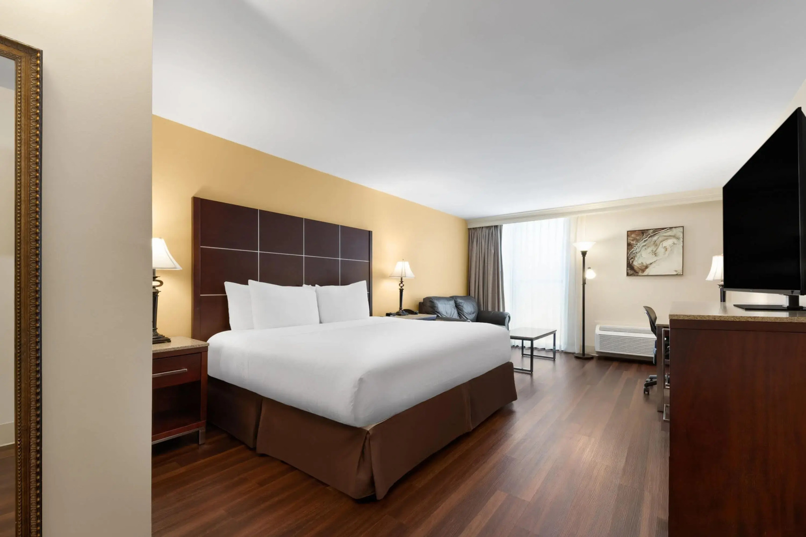 Wyndham Riverfront Little Rock