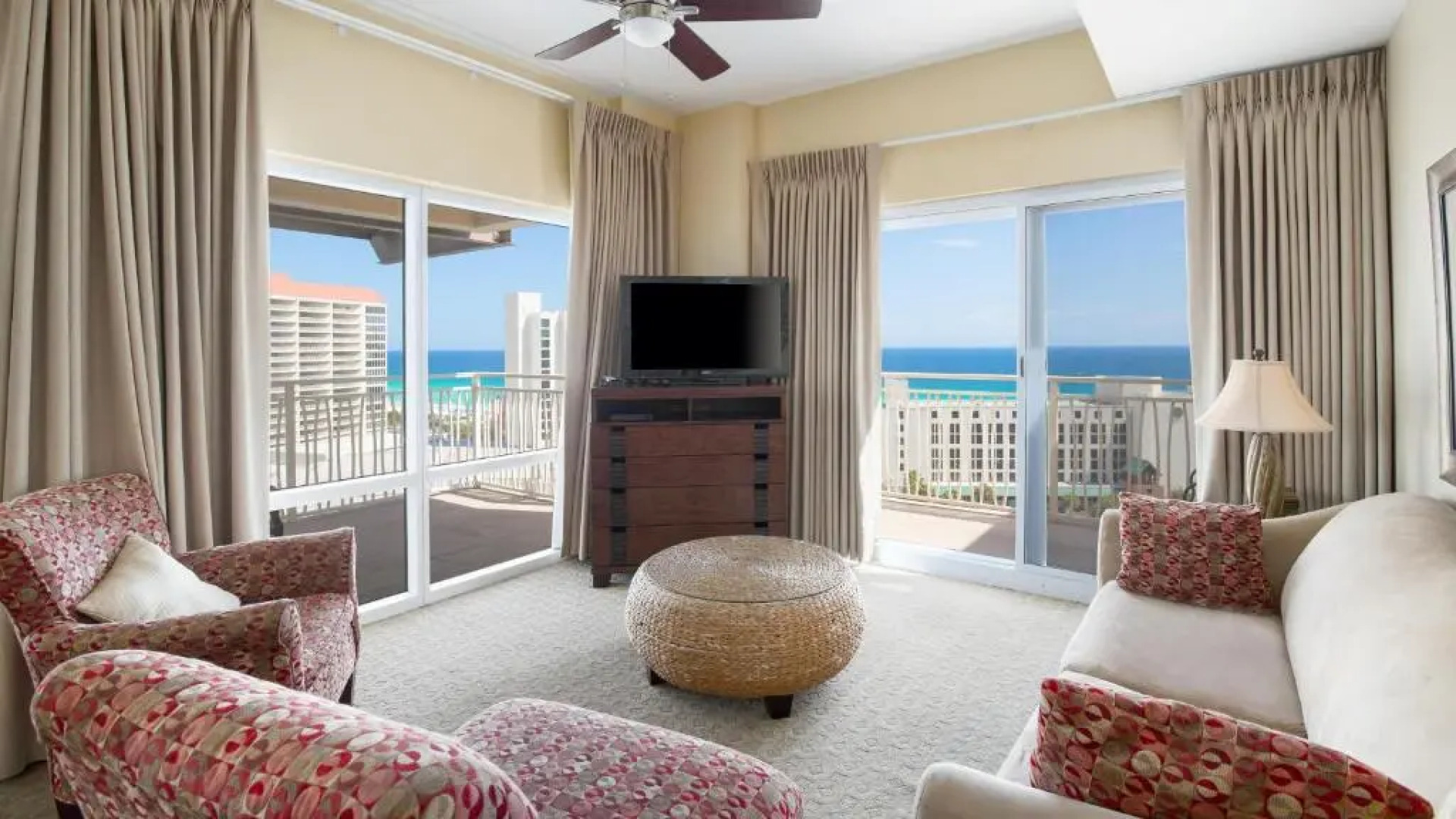 Luau II 7031/7033 at Sandestin