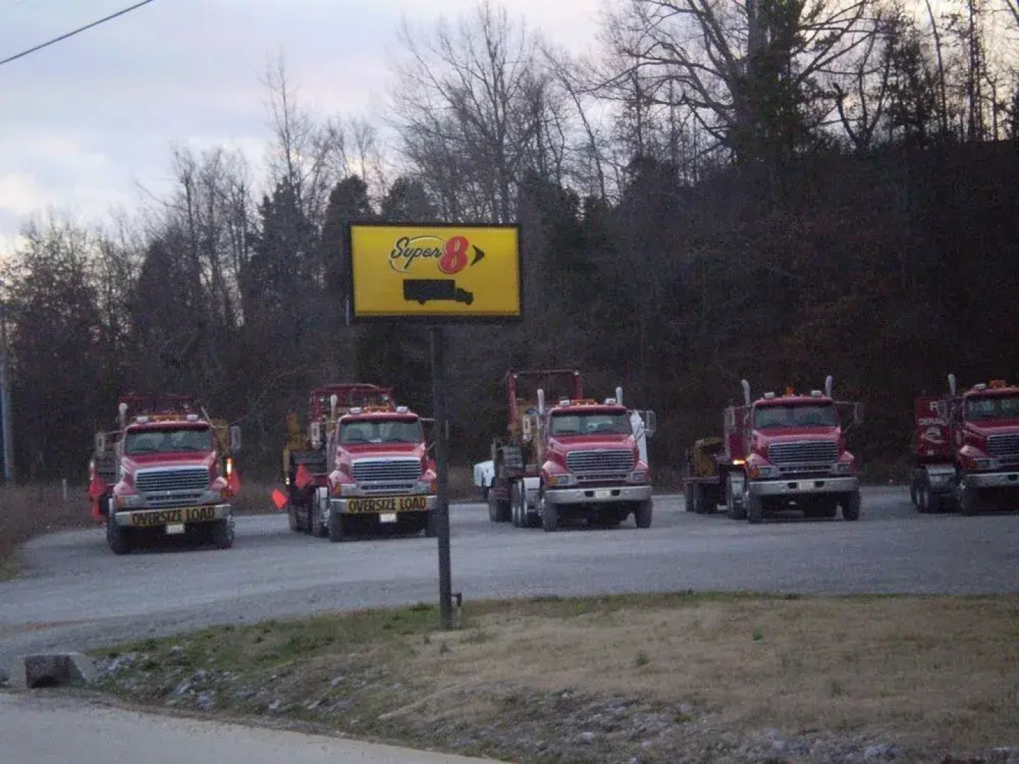 Super 8 by Wyndham Calvert City Kentucky Lake Area