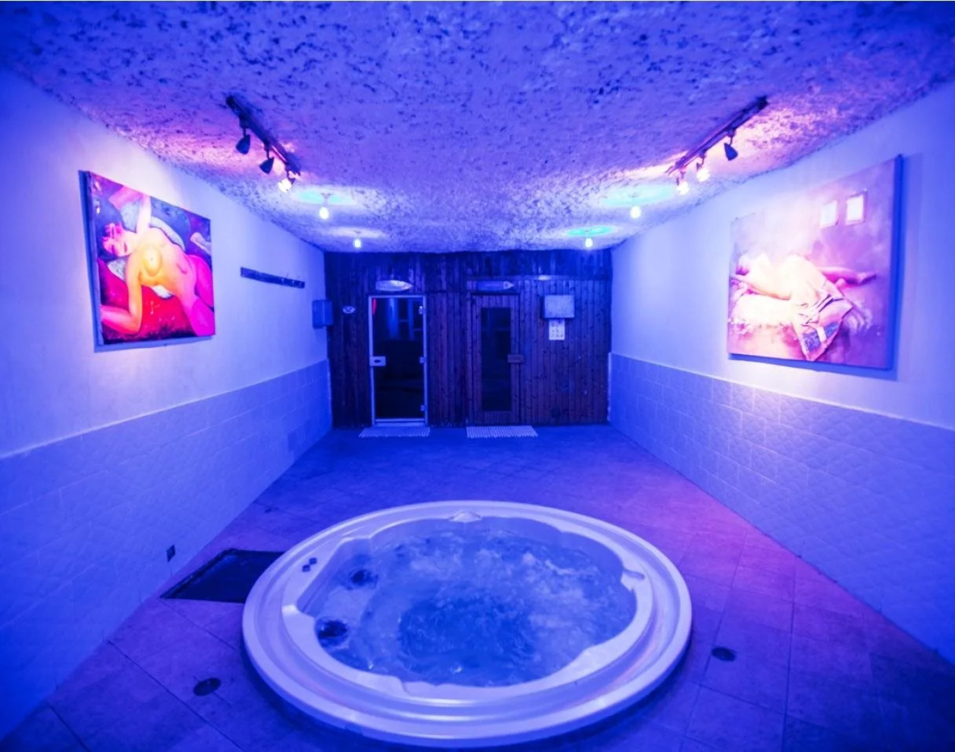 Best Western Jangwani Sea Breeze Hotel