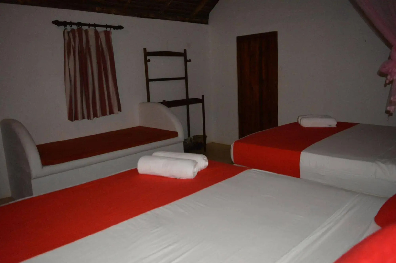 Roshanne Beach Resort