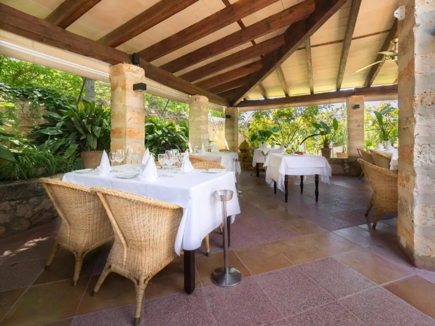 Residencia Restaurant Son Floriana