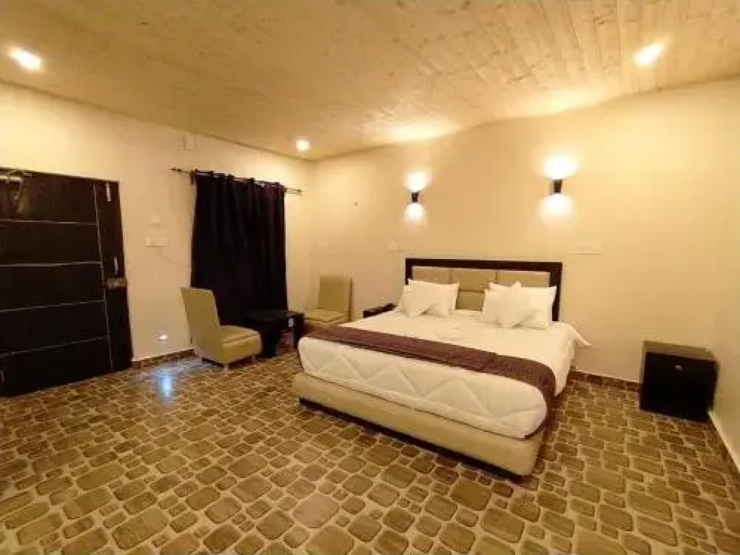 Homocation Kadambini Jungle Resort