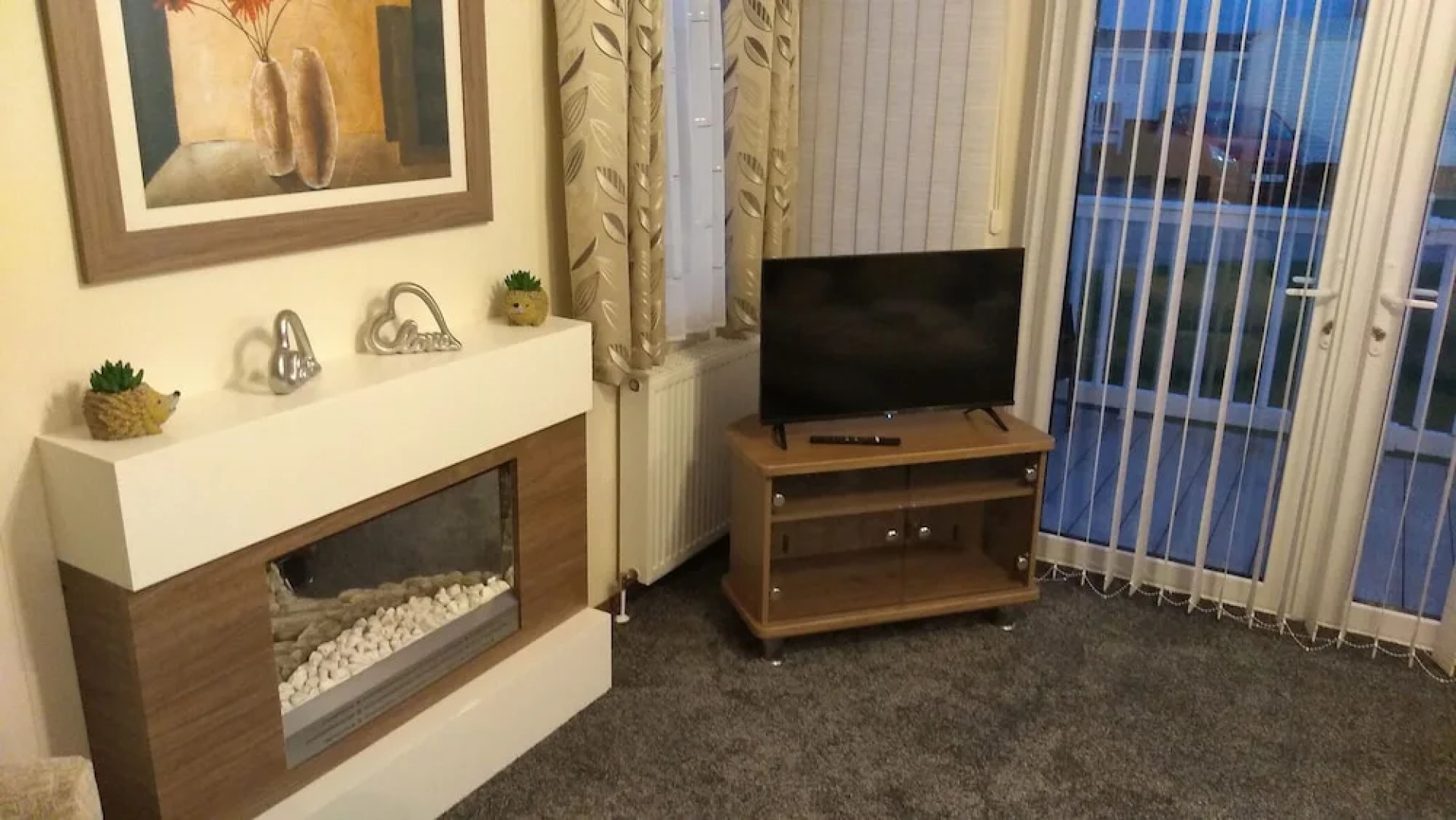 Lovely 3-bed Lodge in Towyn Near Rhyl