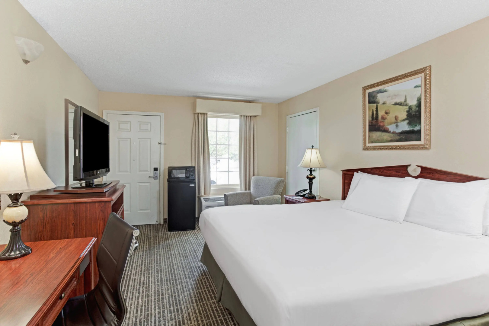 Baymont Inn & Suites - Roanoke Rapids