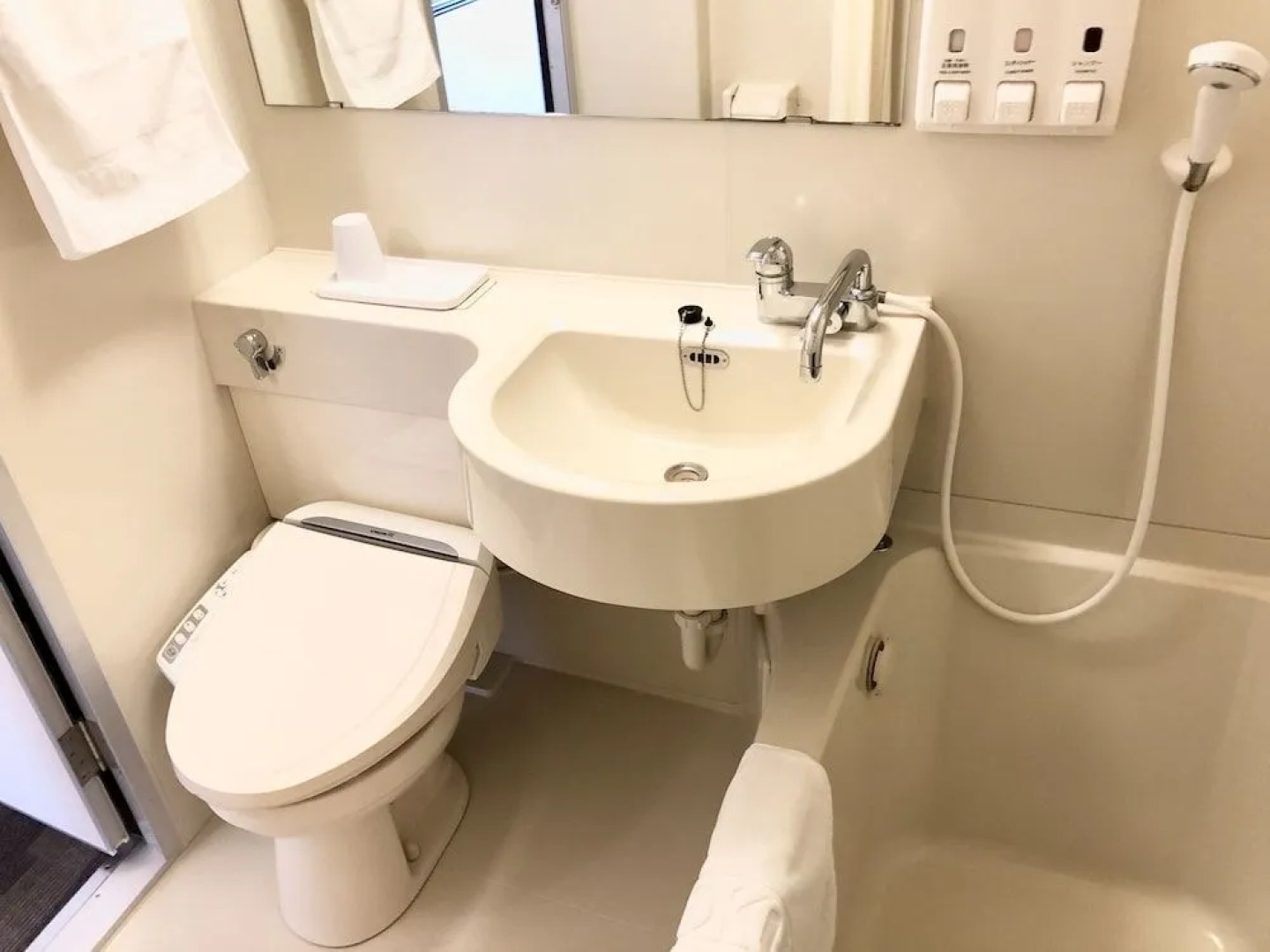 Toyoko Inn Tsukuba Express Kenkyugakuen-eki Kita-guchi