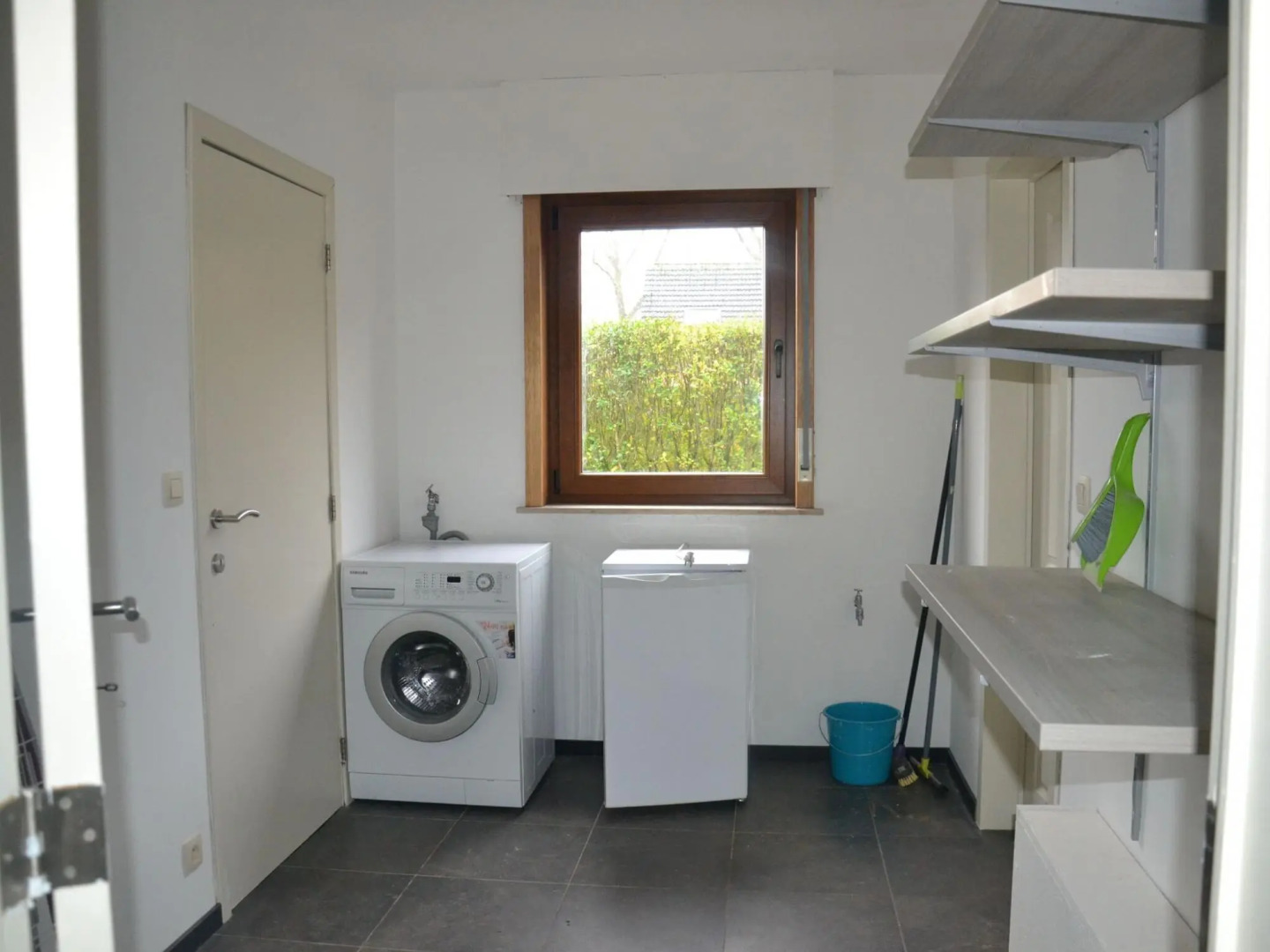 Apartment in Antwerp Near Verbeke Museum