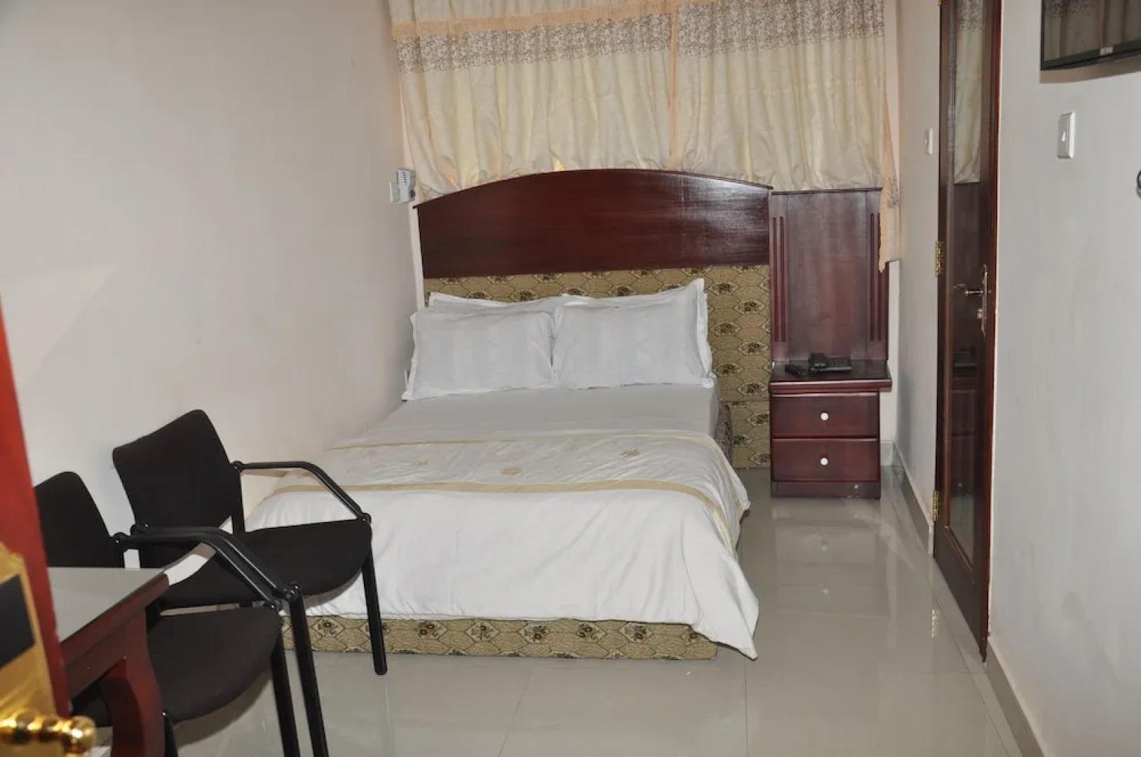 Nana Nkrumah Hotel