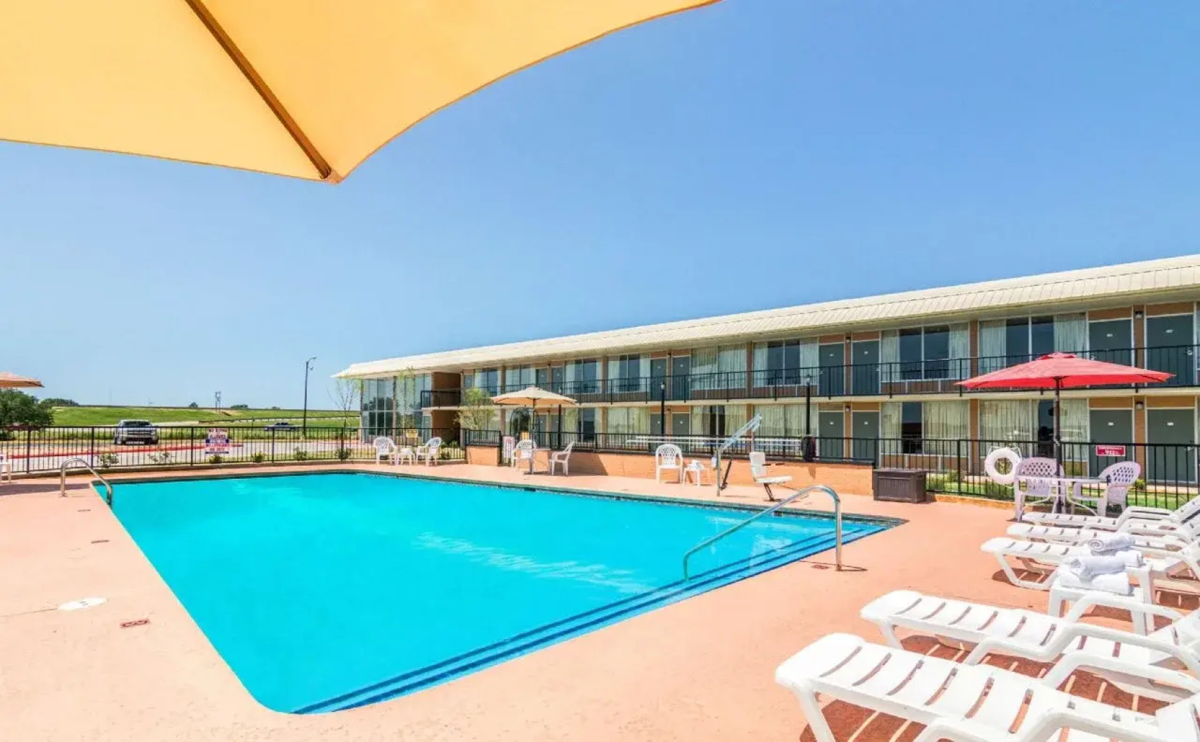 Americas Best Value Inn Shawnee