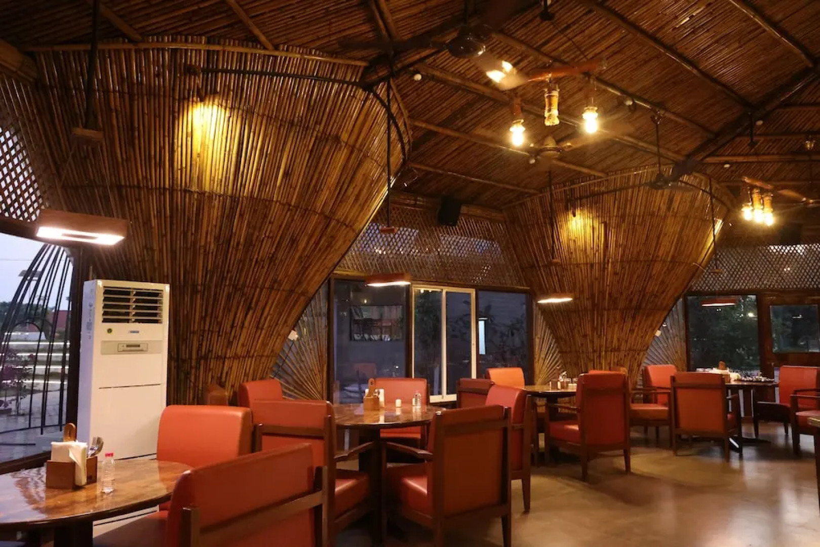 DAN Resorts & Weddings