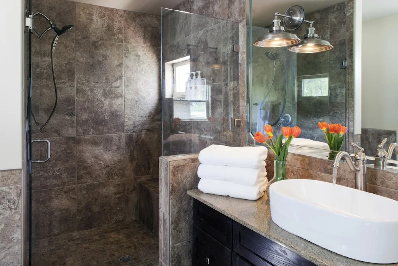 Antlers on the Creek Bed & Breakfast