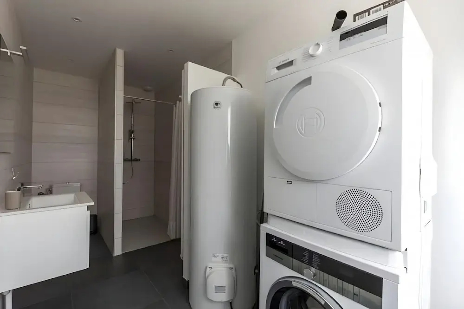 Farmhouse in Laigne Near Le Mans Circuit