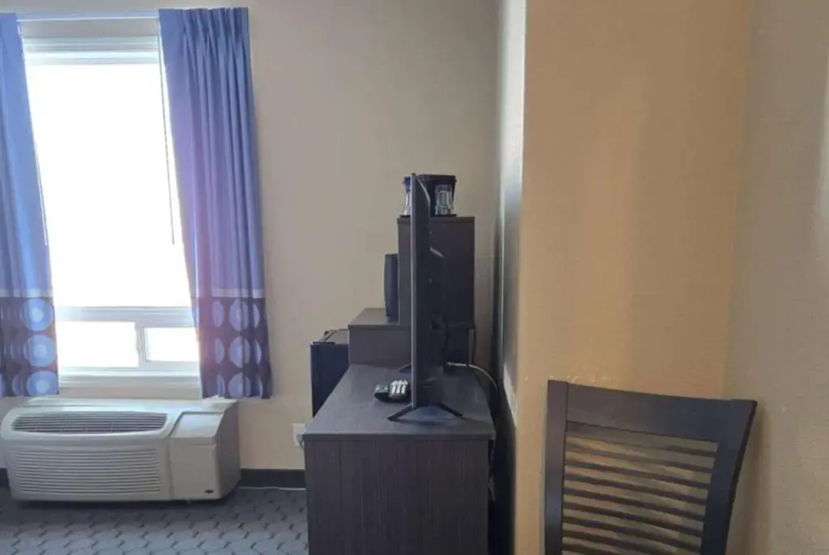 Super 8 Swan River MB