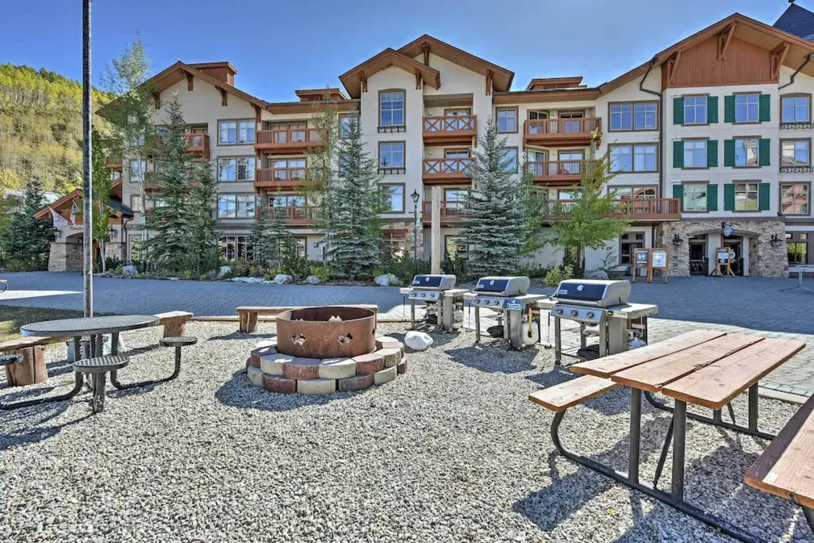 Ski-in/ski-out Solitude Resort Condo w/ Mtn Views!
